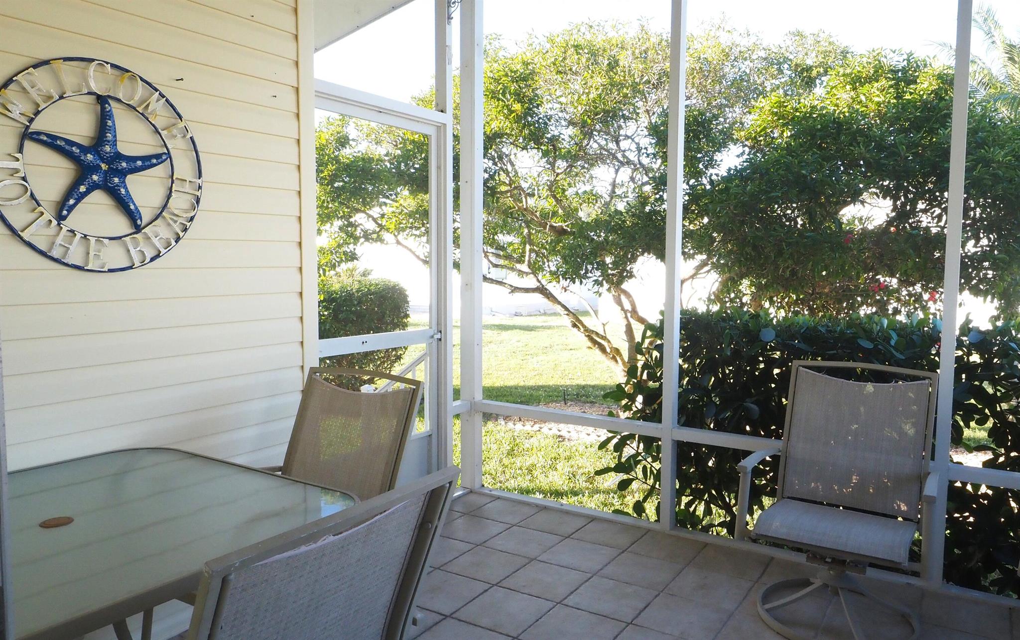 TROPICAL ISLES - Residential