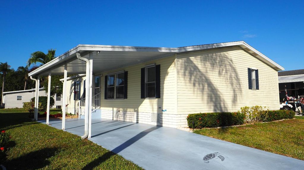 Photo of 352 Seahorse Terrace #I-22, Fort Pierce, FL 34982 (MLS # R11145070)