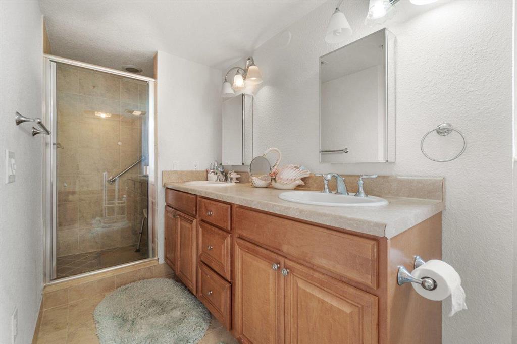 ENVIRON TOWERS 1 CONDO - Residential