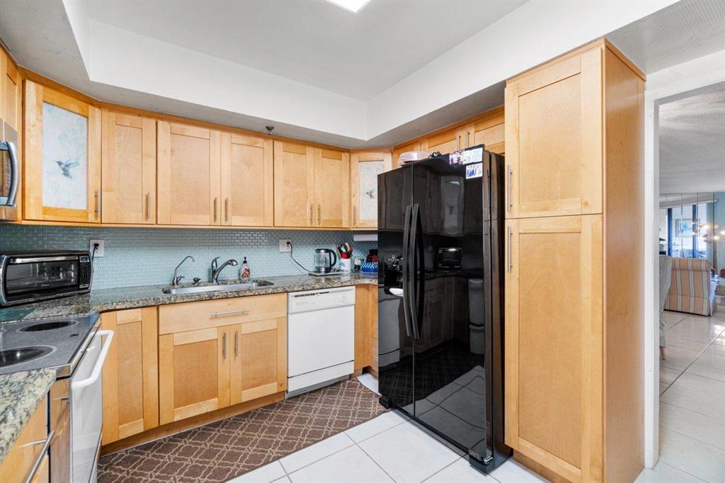 ENVIRON TOWERS 1 CONDO - Residential