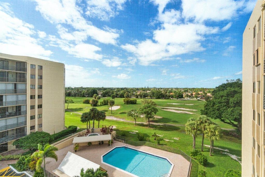 ENVIRON TOWERS 1 CONDO - Residential