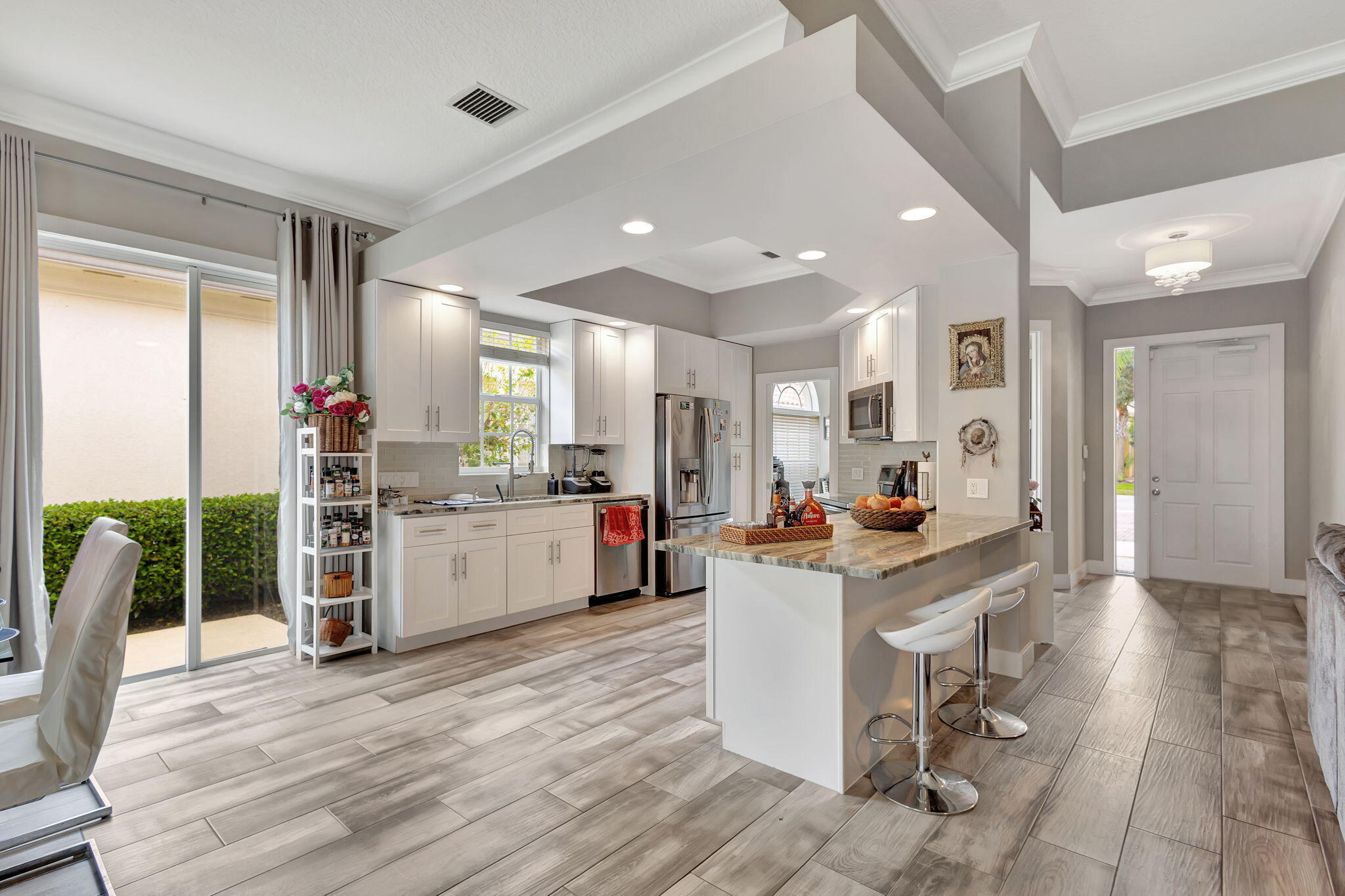 VILLAGEWALK OF WELLINGTON 5 - Residential Lease