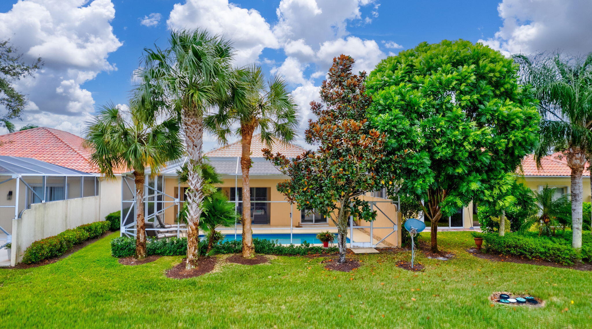 VILLAGEWALK OF WELLINGTON 5 - Residential Lease