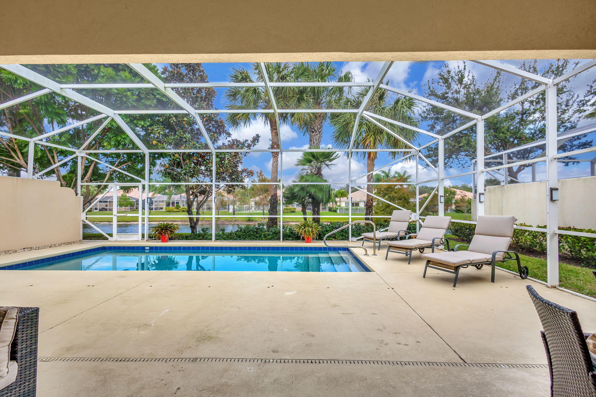 VILLAGEWALK OF WELLINGTON 5 - Residential Lease
