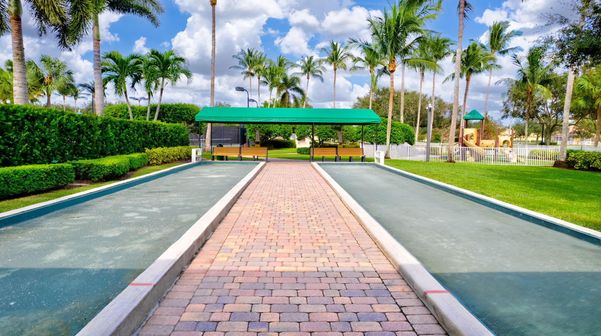 VILLAGEWALK OF WELLINGTON 5 - Residential Lease