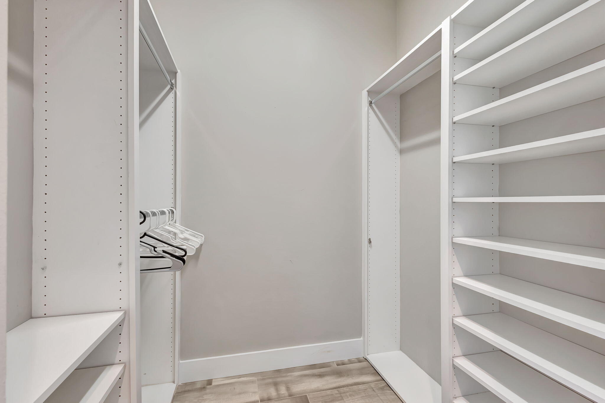 VILLAGEWALK OF WELLINGTON 5 - Residential Lease