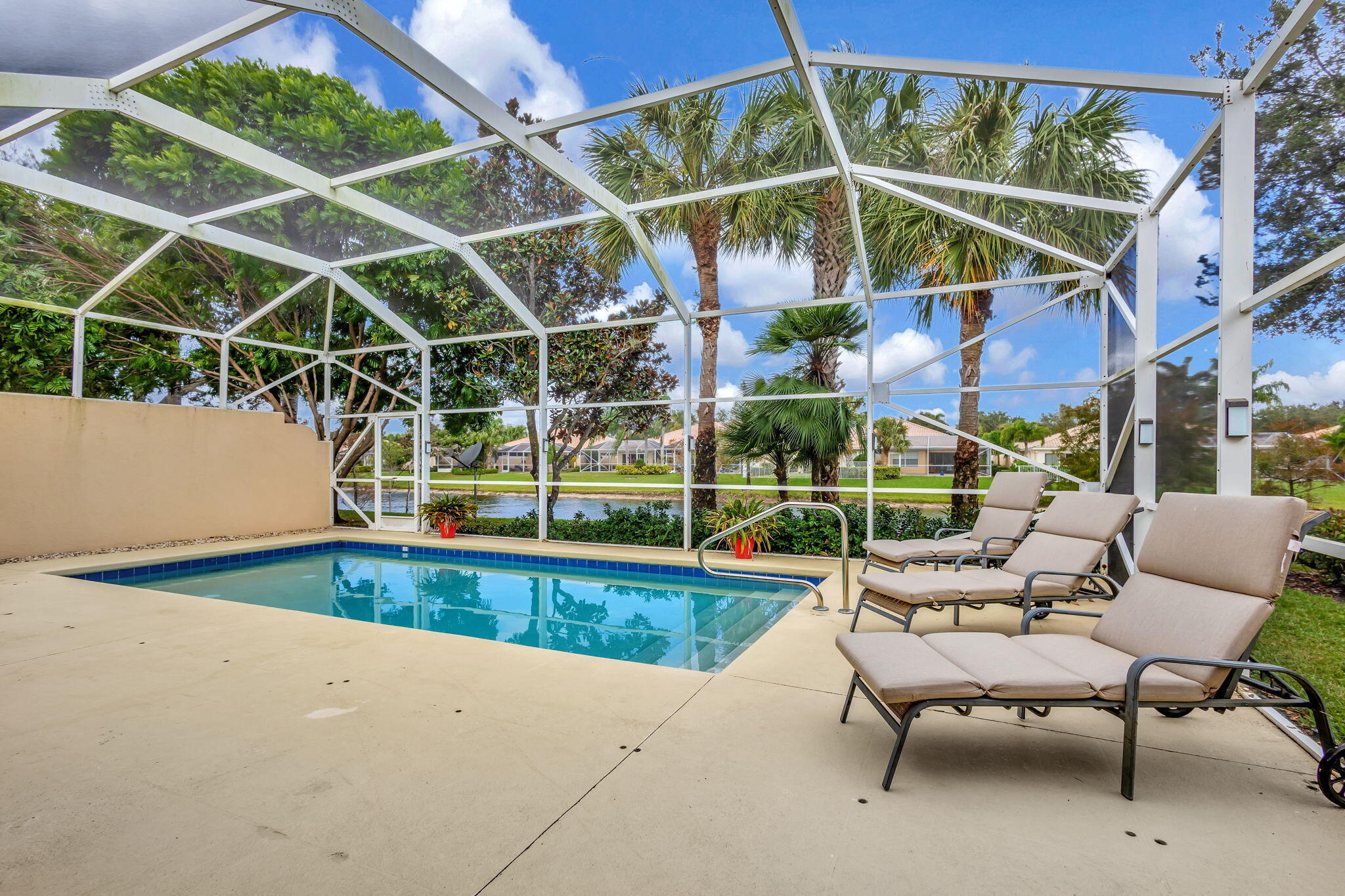 VILLAGEWALK OF WELLINGTON 5 - Residential Lease