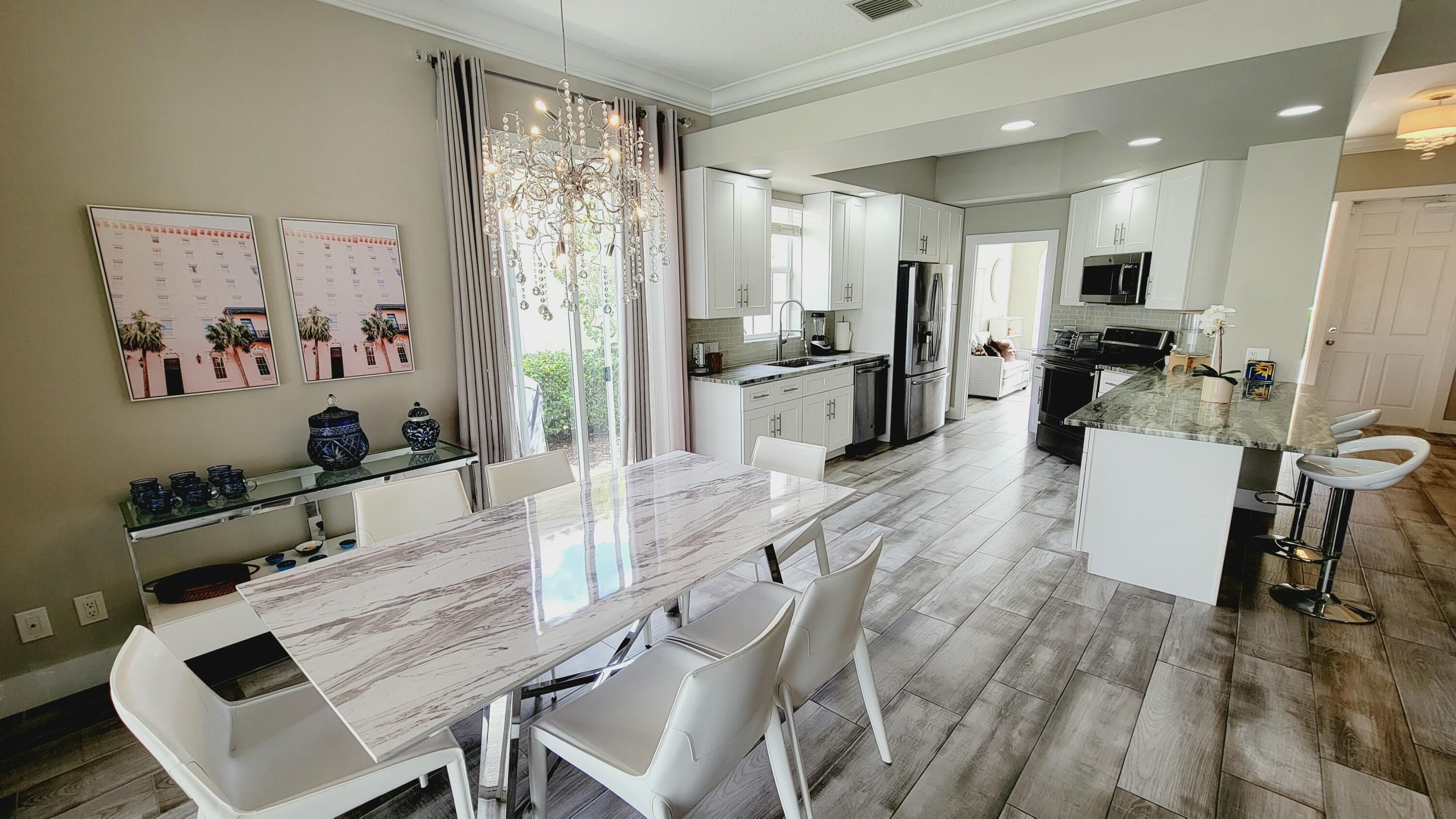 VILLAGEWALK OF WELLINGTON 5 - Residential Lease