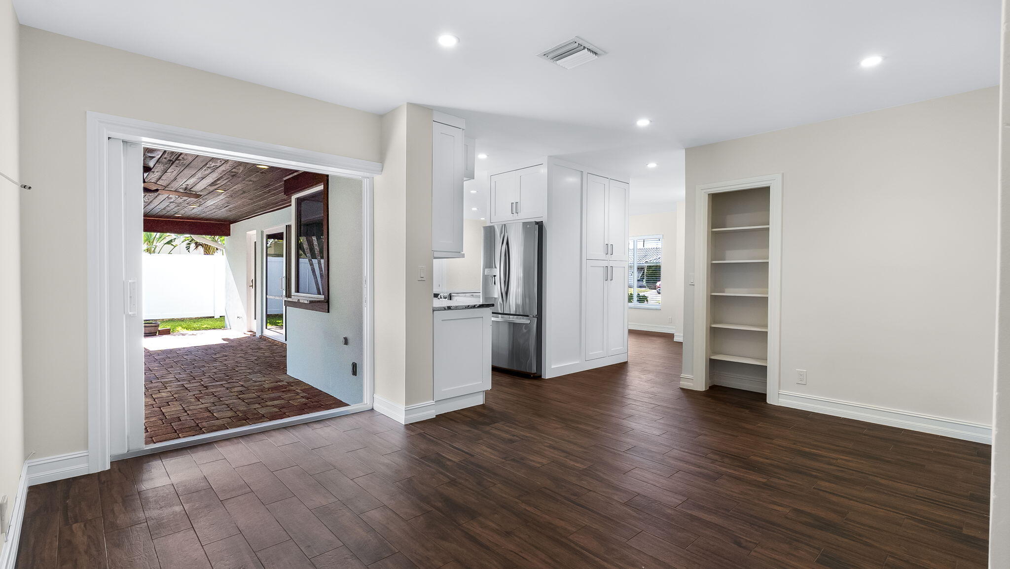 BOCA RATON SQUARE UNIT 1 - Residential