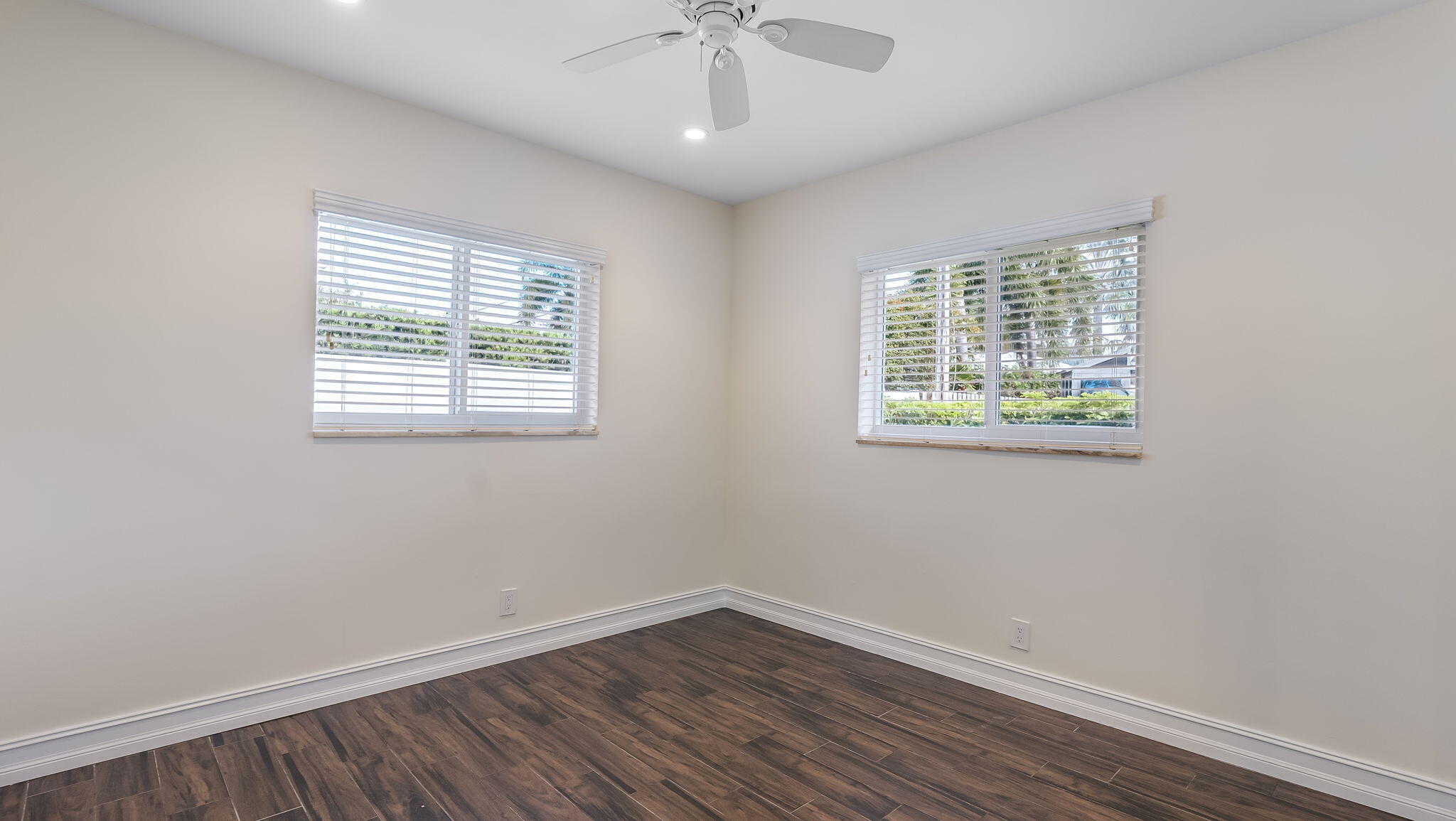 BOCA RATON SQUARE UNIT 1 - Residential