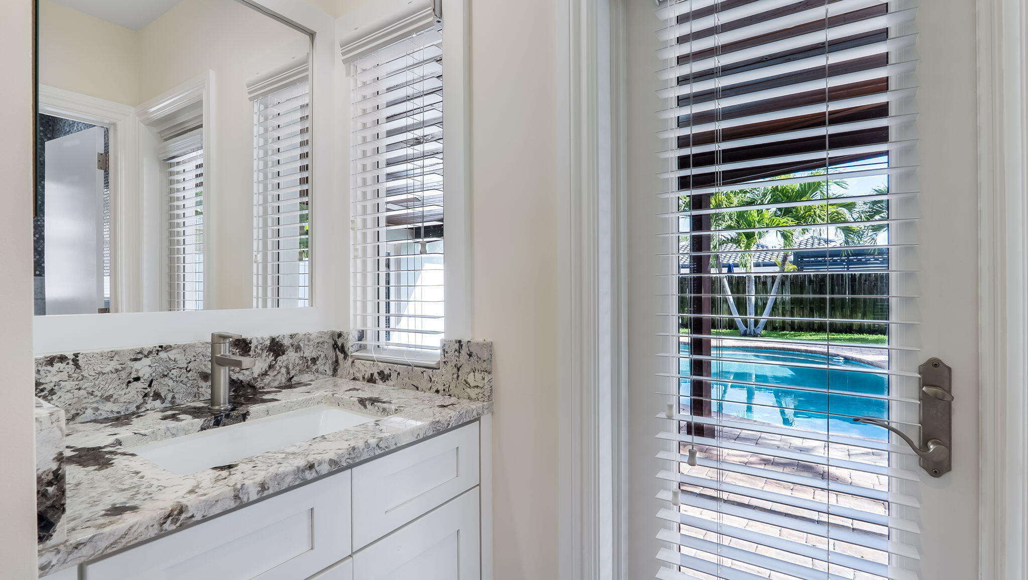 BOCA RATON SQUARE UNIT 1 - Residential