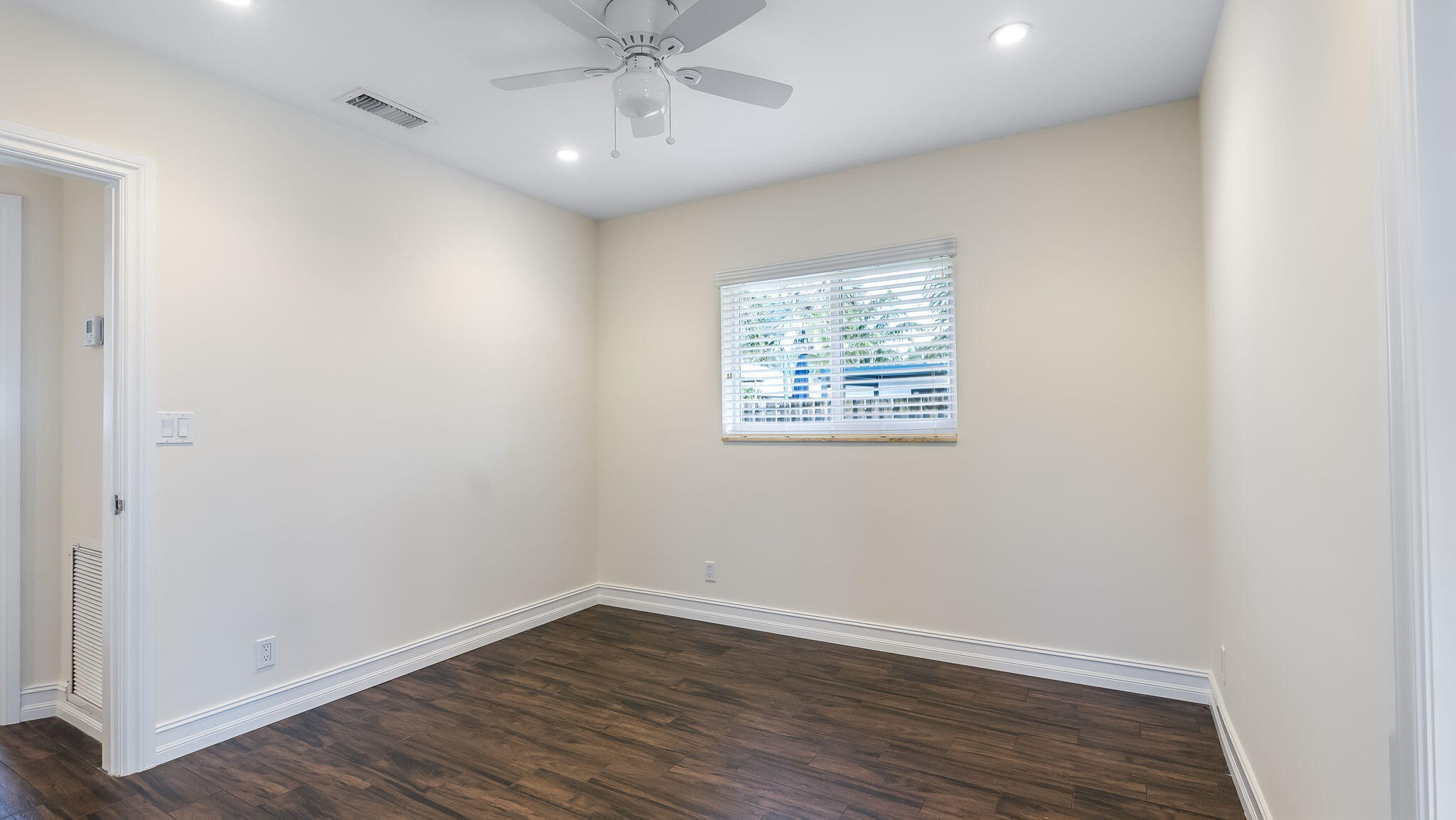 BOCA RATON SQUARE UNIT 1 - Residential