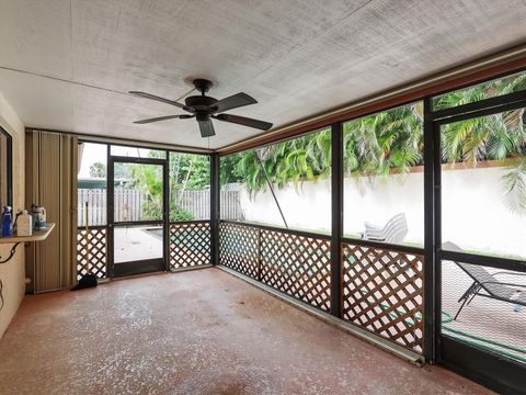 A home in Deerfield Beach