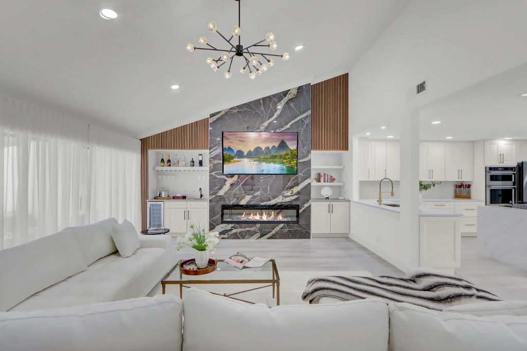 Photo of 39 Edinburgh Drive, Palm Beach Gardens, FL 33418 (MLS # R11135499)