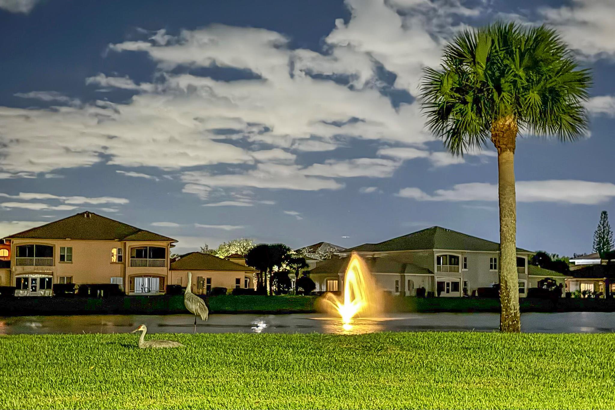 SAVANNAHS CONDOMINIUM SEC - Residential