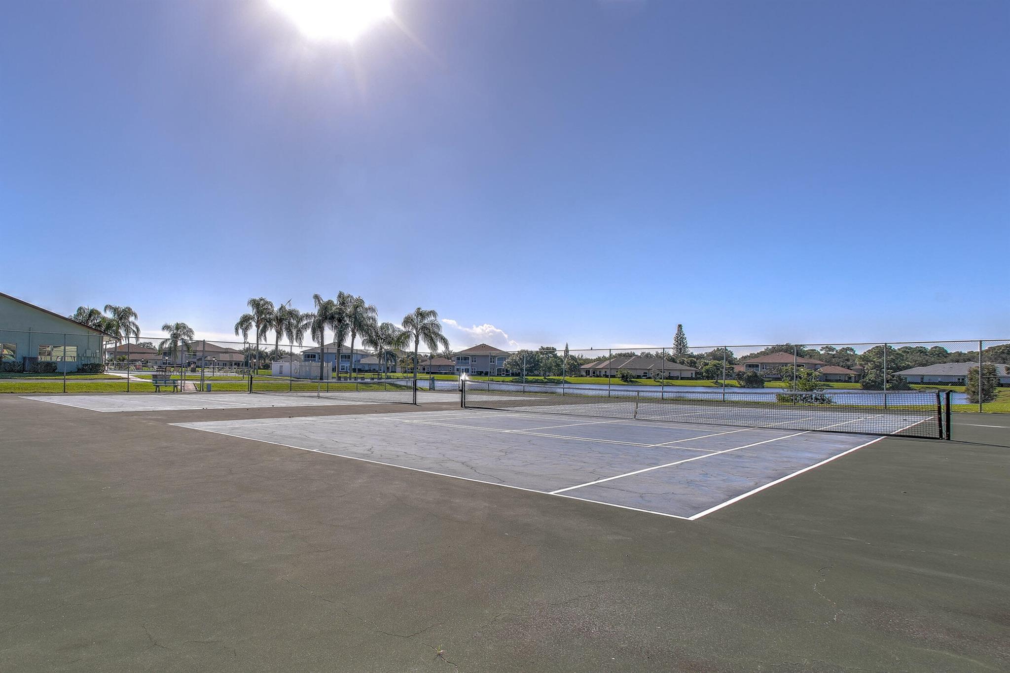 SAVANNAHS CONDOMINIUM SEC - Residential