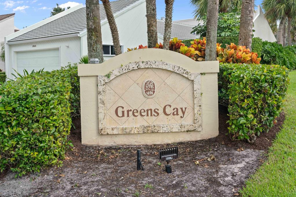 GREENS CAY OF JONATHANS LANDING - Residential