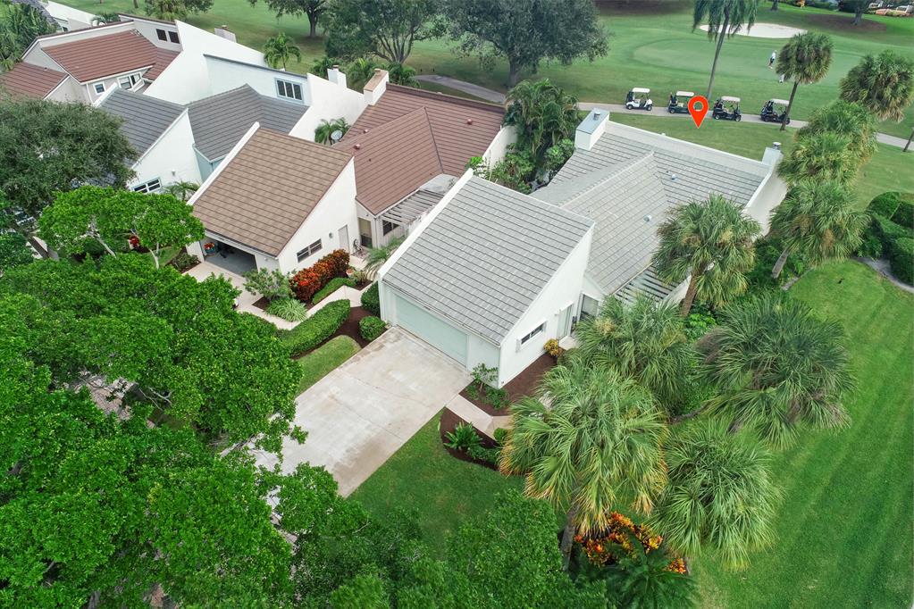 GREENS CAY OF JONATHANS LANDING - Residential