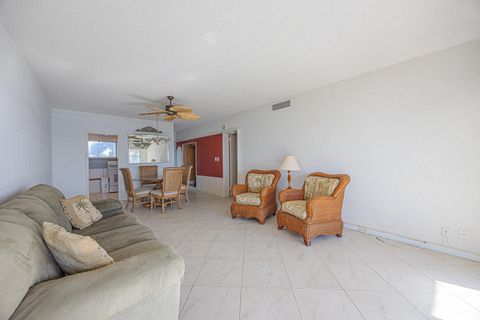 Tiny photo for 500 SE 21st Avenue #403, Deerfield Beach, FL 33441 (MLS # B26025562)