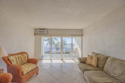 Tiny photo for 500 SE 21st Avenue #403, Deerfield Beach, FL 33441 (MLS # B26025562)