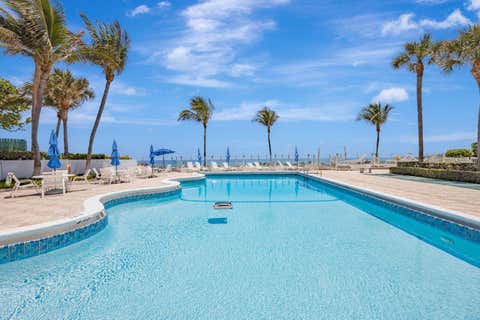 Tiny photo for 500 SE 21st Avenue #403, Deerfield Beach, FL 33441 (MLS # B26025562)