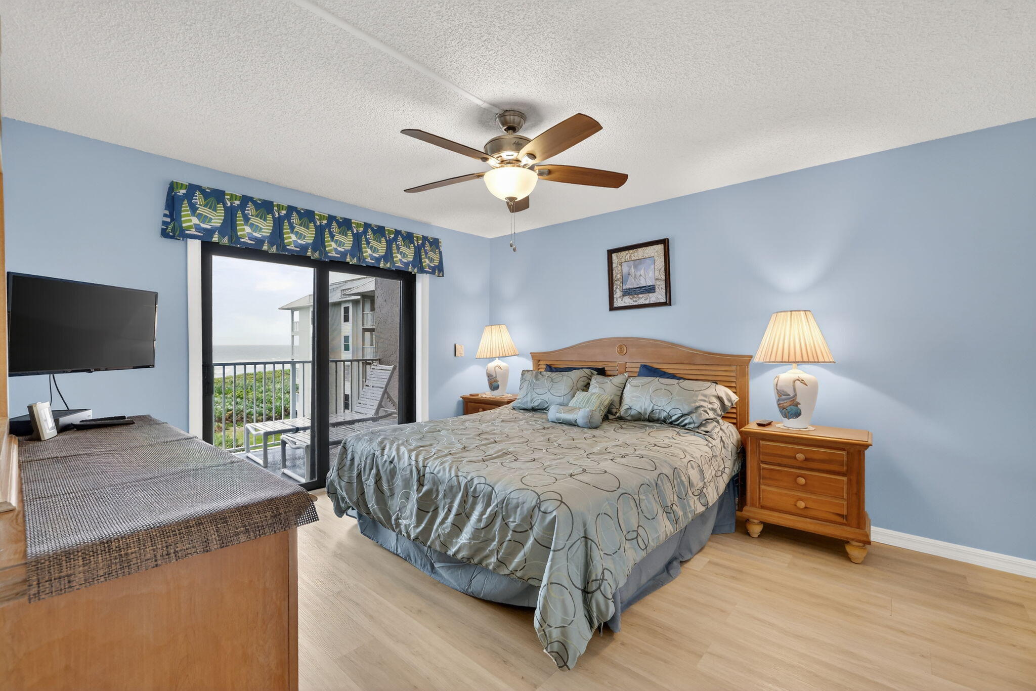 RESORT VILLAS CONDO - Residential