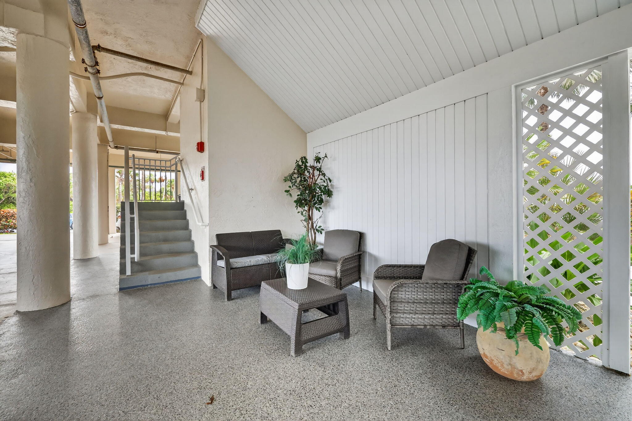 RESORT VILLAS CONDO - Residential