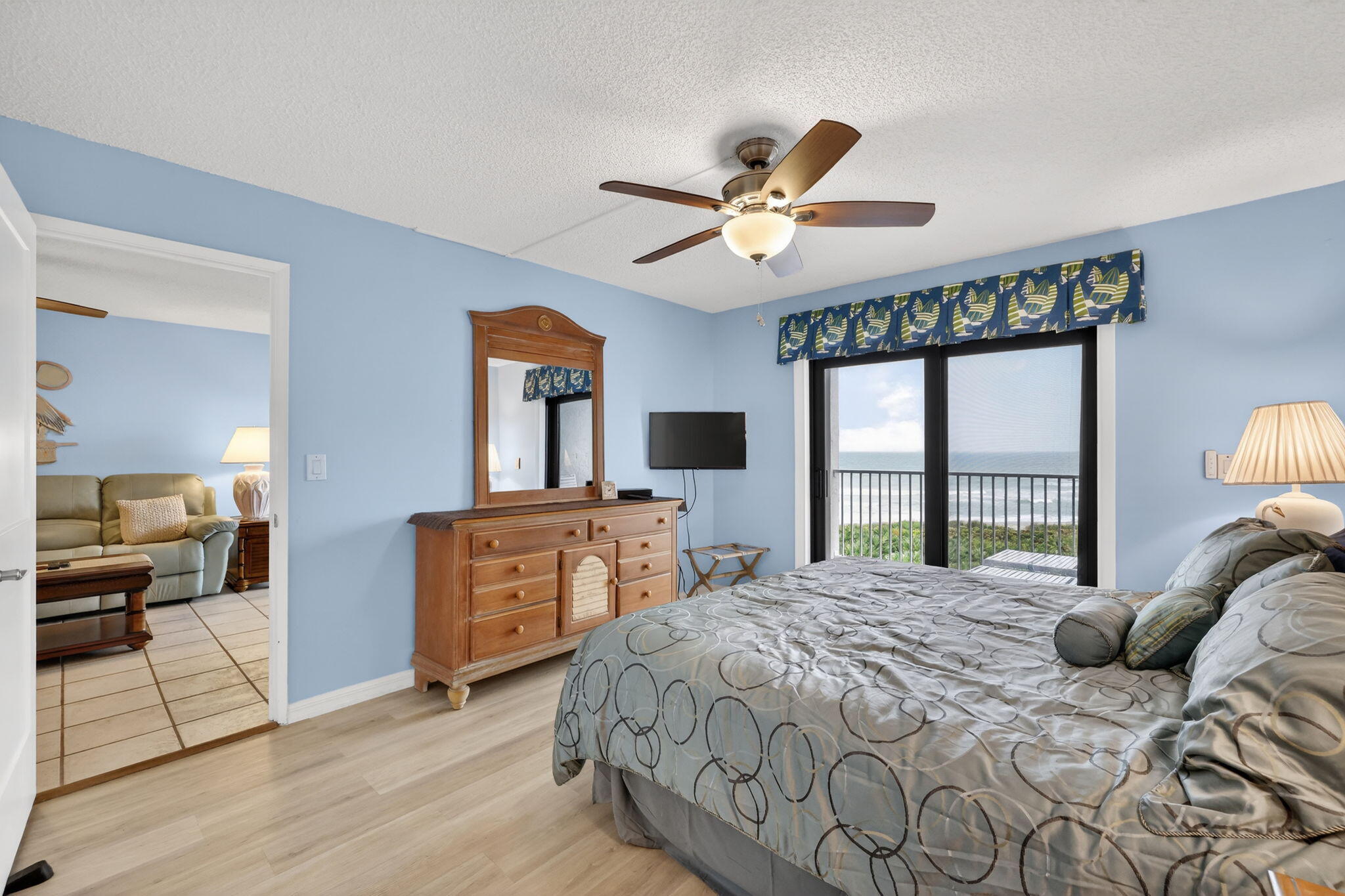 RESORT VILLAS CONDO - Residential