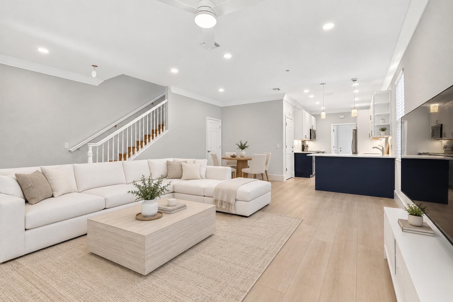 1201 DAKOTA Drive