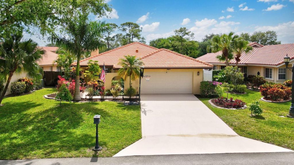 Photo of 6330 Sweet Maple Lane, Boca Raton, FL 33433 (MLS # R10974674)