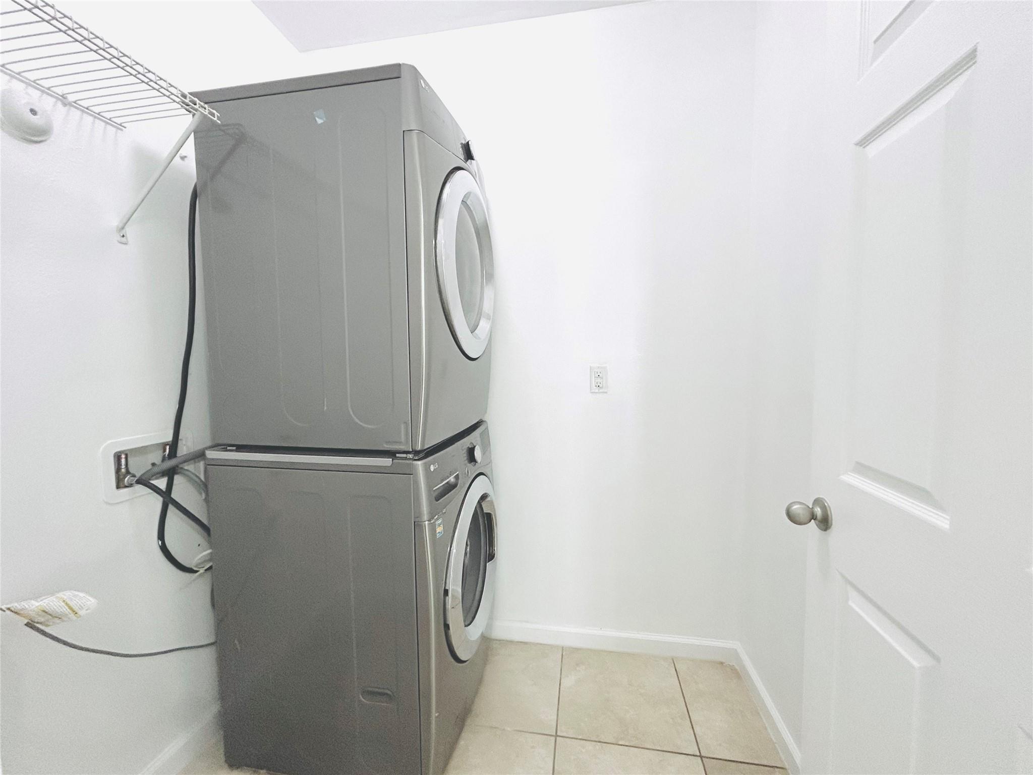 PORT ST LUCIE SECTION 9 - Residential Lease