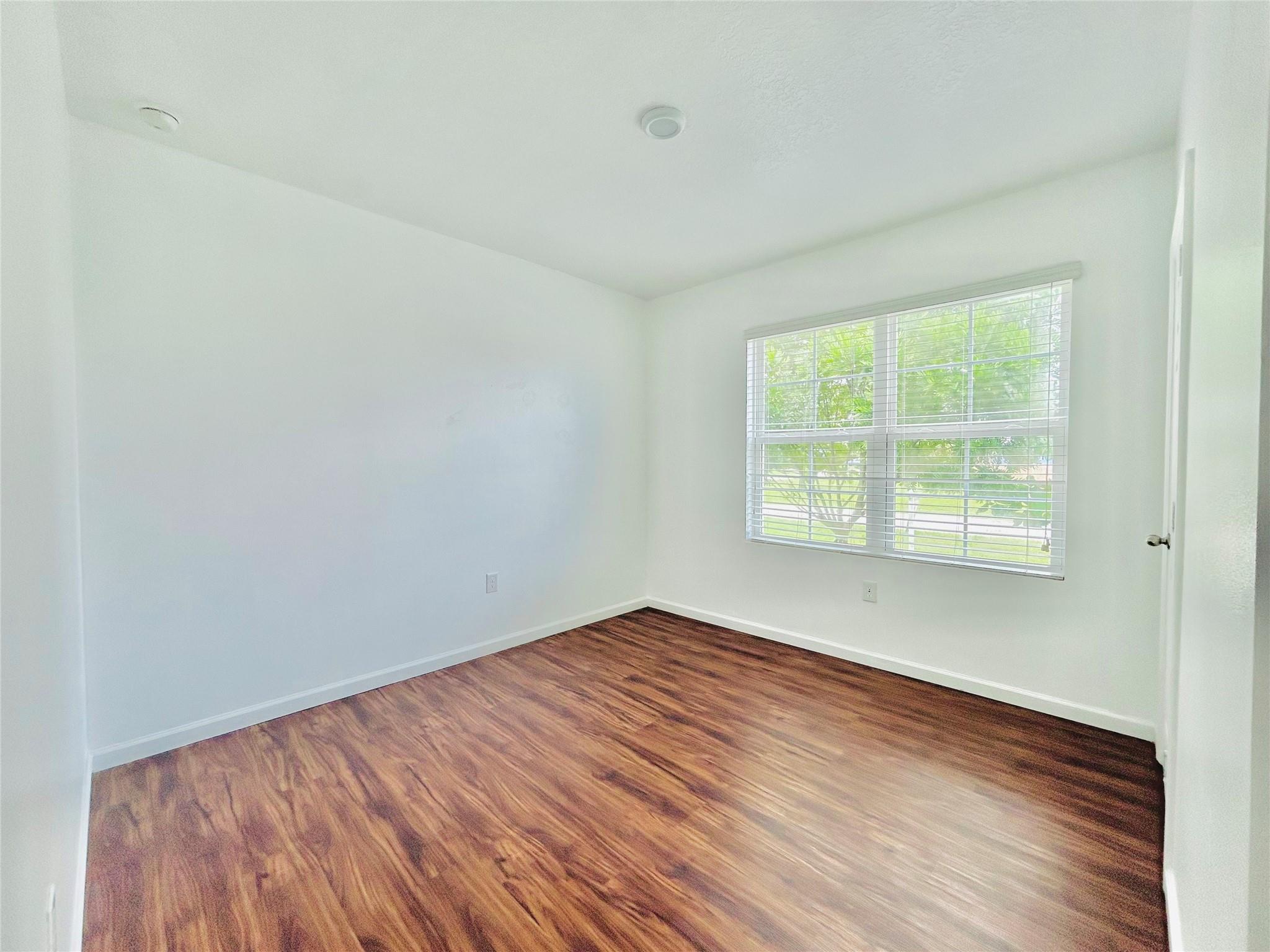 PORT ST LUCIE SECTION 9 - Residential Lease