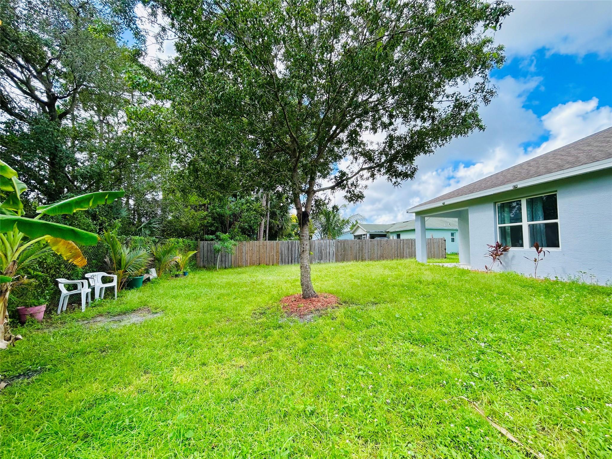 PORT ST LUCIE SECTION 9 - Residential Lease