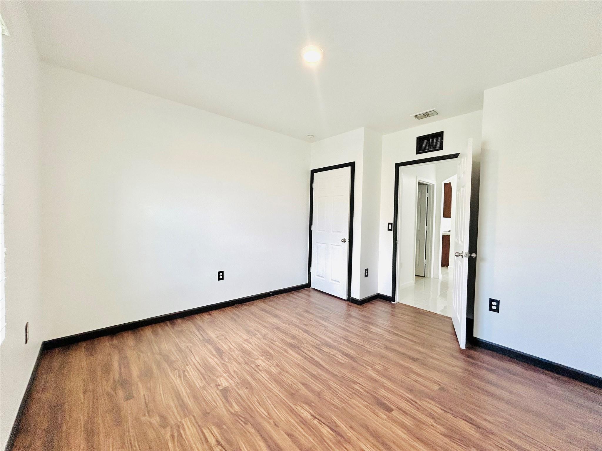 PORT ST LUCIE SECTION 9 - Residential Lease