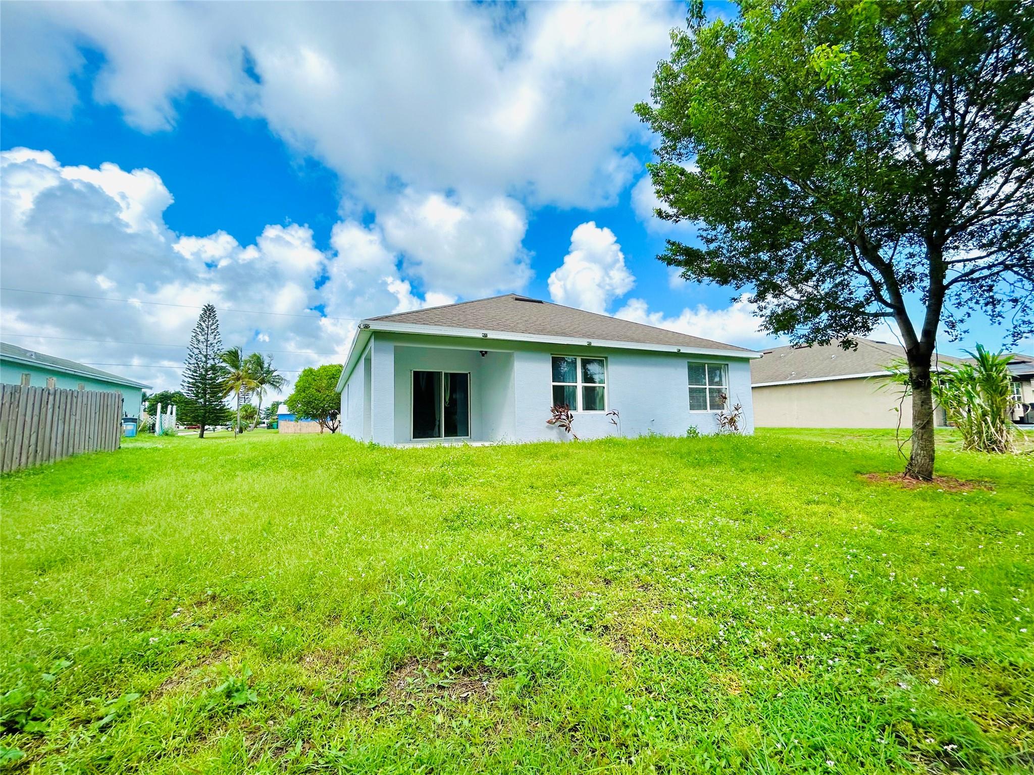 PORT ST LUCIE SECTION 9 - Residential Lease