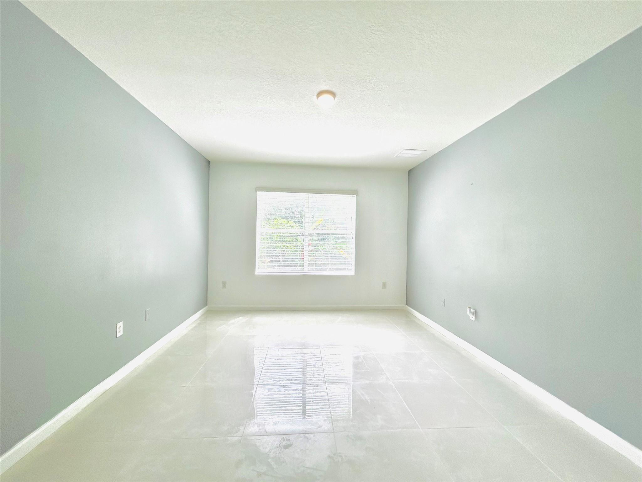 PORT ST LUCIE SECTION 9 - Residential Lease