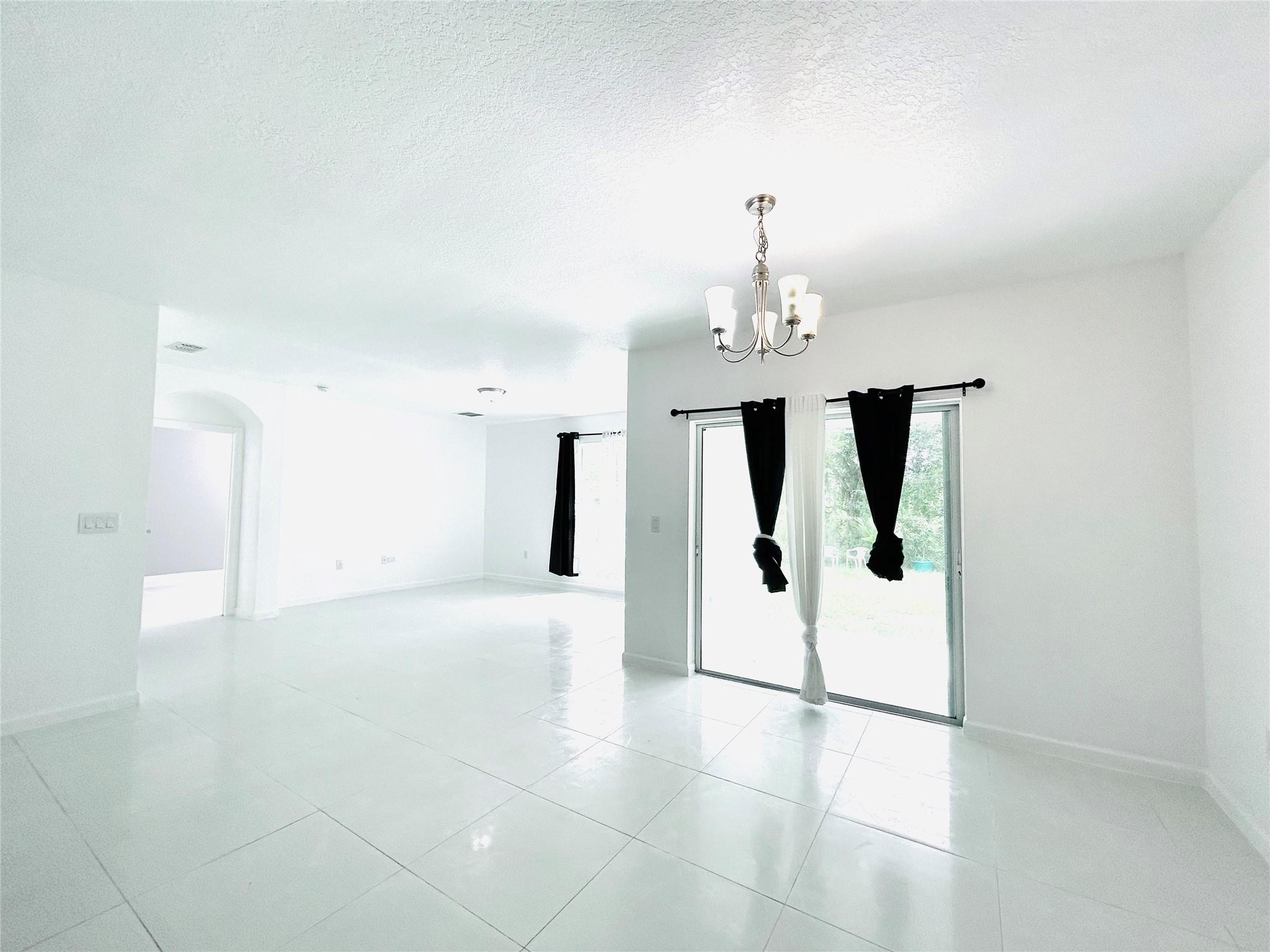 PORT ST LUCIE SECTION 9 - Residential Lease