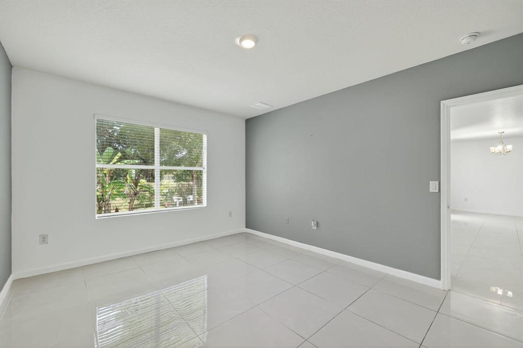 PORT ST LUCIE SECTION 9 - Residential Lease