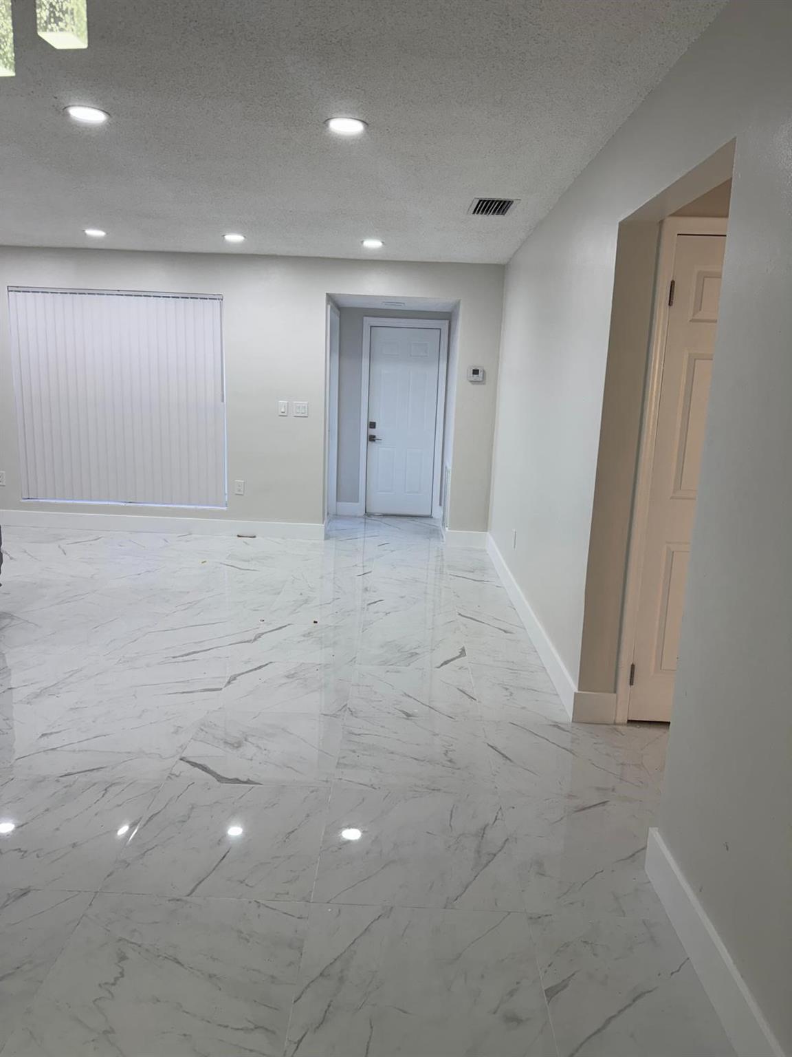 Sunrise Golf Village Sec - Residential Lease