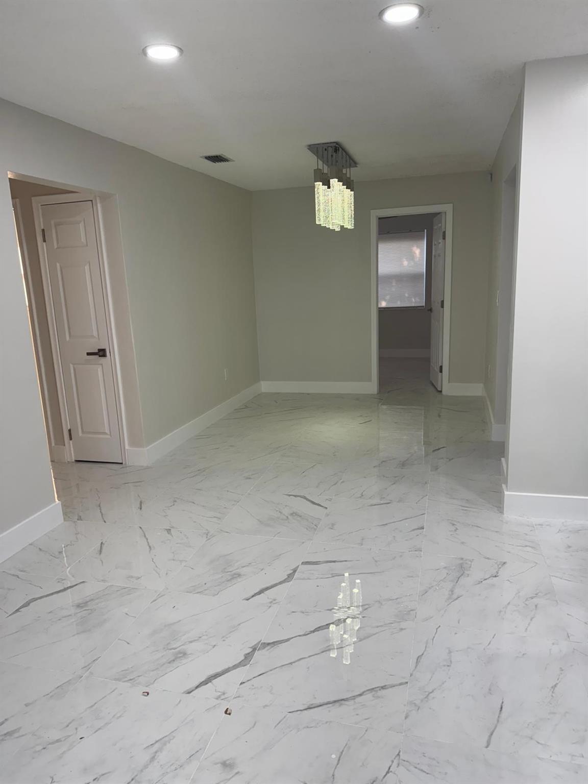 Sunrise Golf Village Sec - Residential Lease