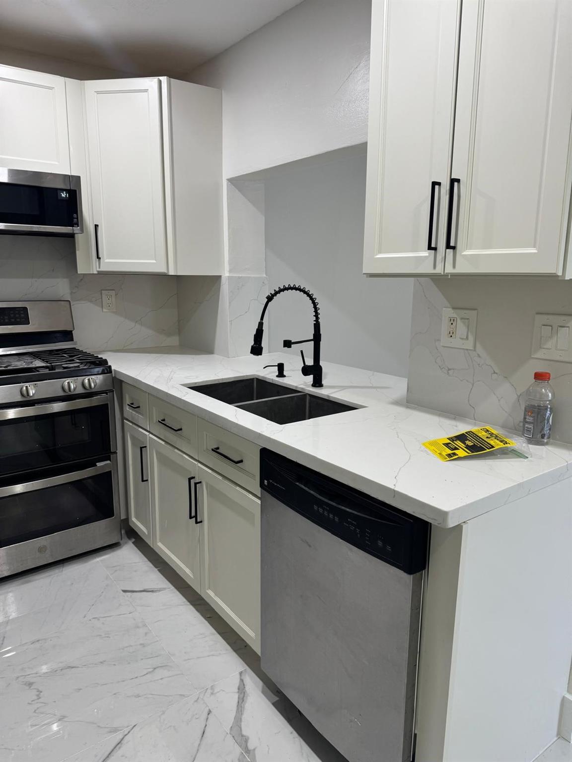 Sunrise Golf Village Sec - Residential Lease