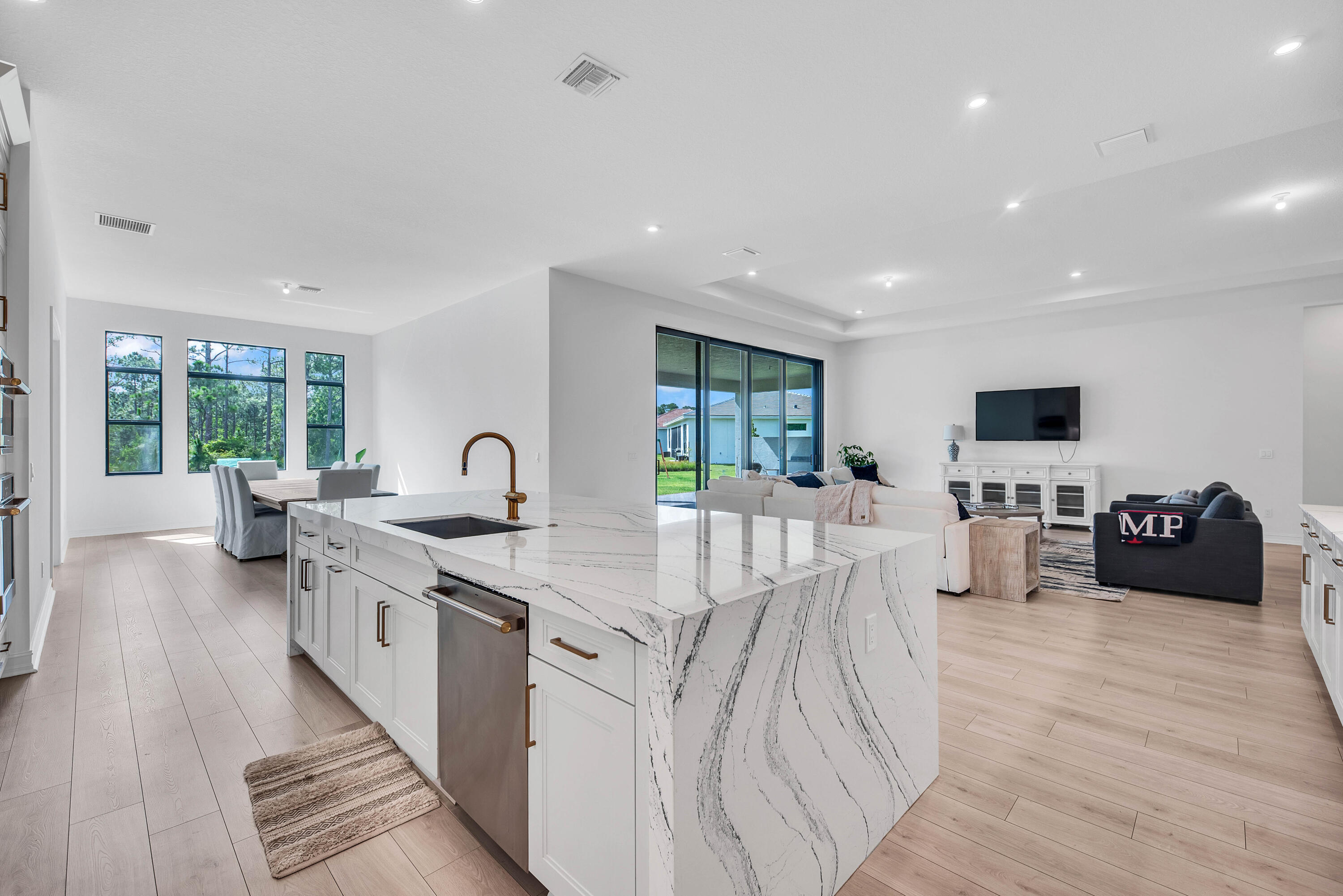 TUSCAWILLA (CANOPY CREEK) - Residential