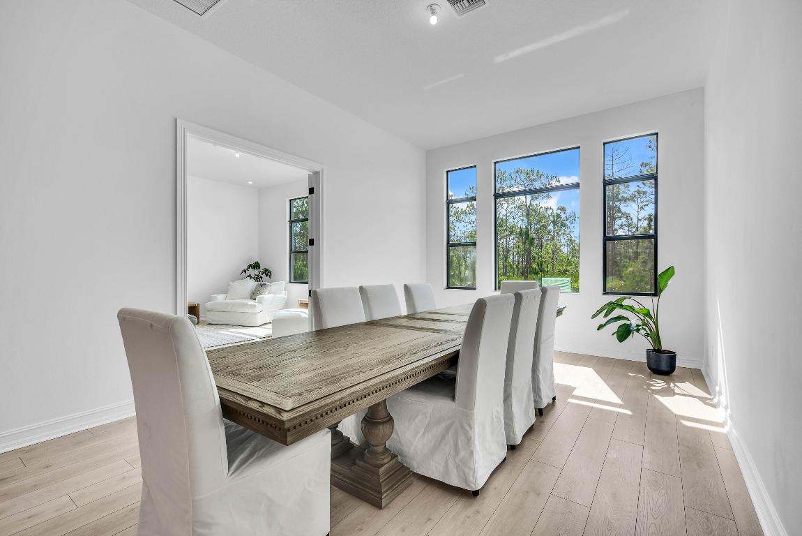 TUSCAWILLA (CANOPY CREEK) - Residential