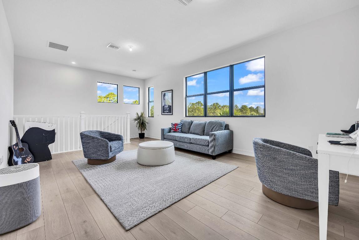 TUSCAWILLA (CANOPY CREEK) - Residential