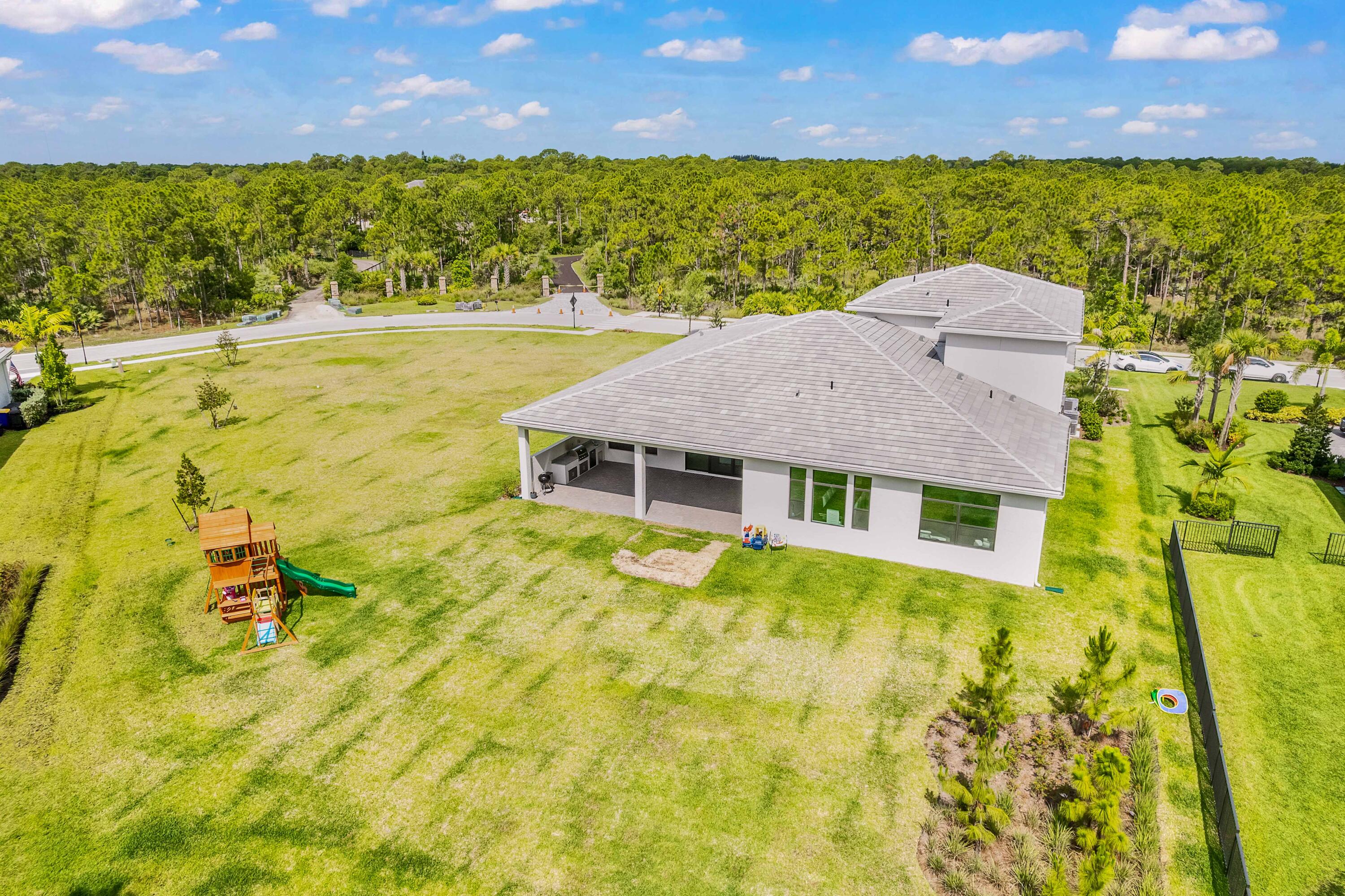 TUSCAWILLA (CANOPY CREEK) - Residential