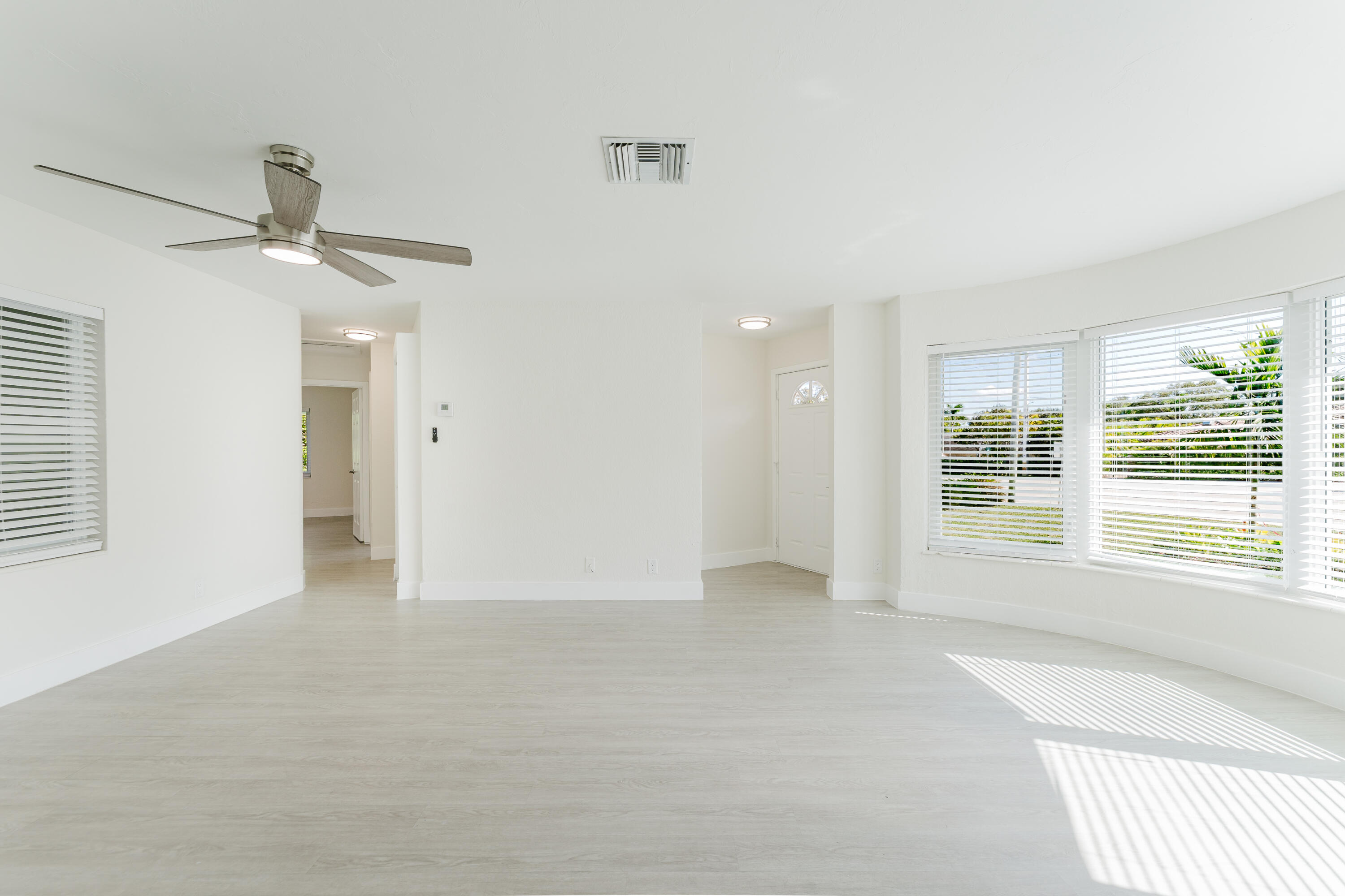 BOCA RATON HILLS SEC 3 - Residential Lease