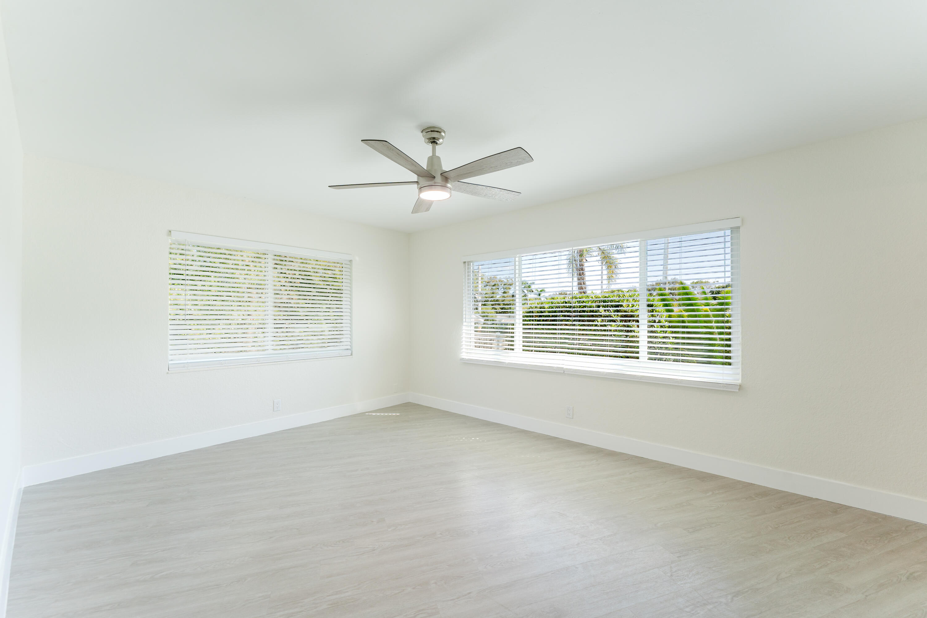 BOCA RATON HILLS SEC 3 - Residential Lease