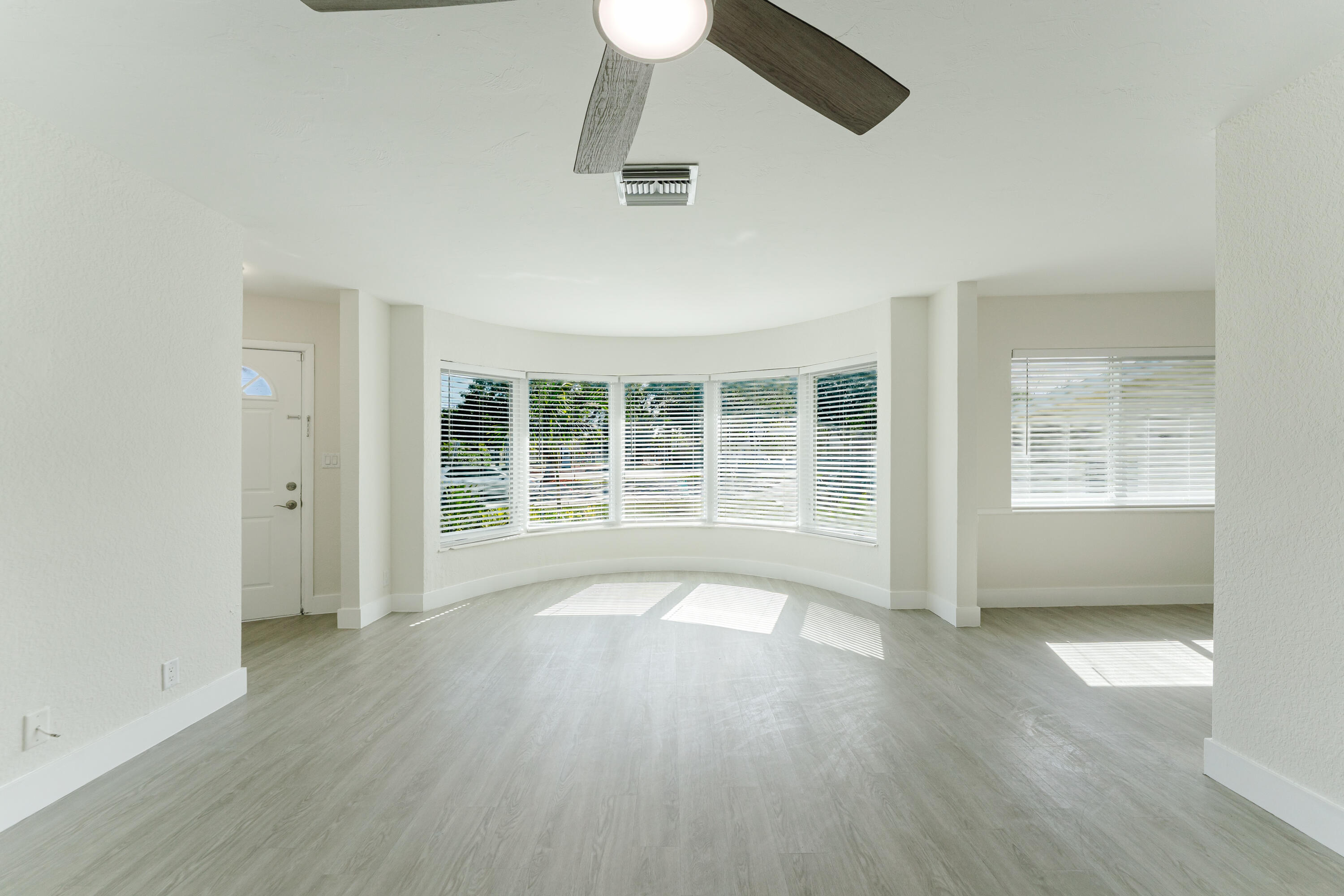 BOCA RATON HILLS SEC 3 - Residential Lease