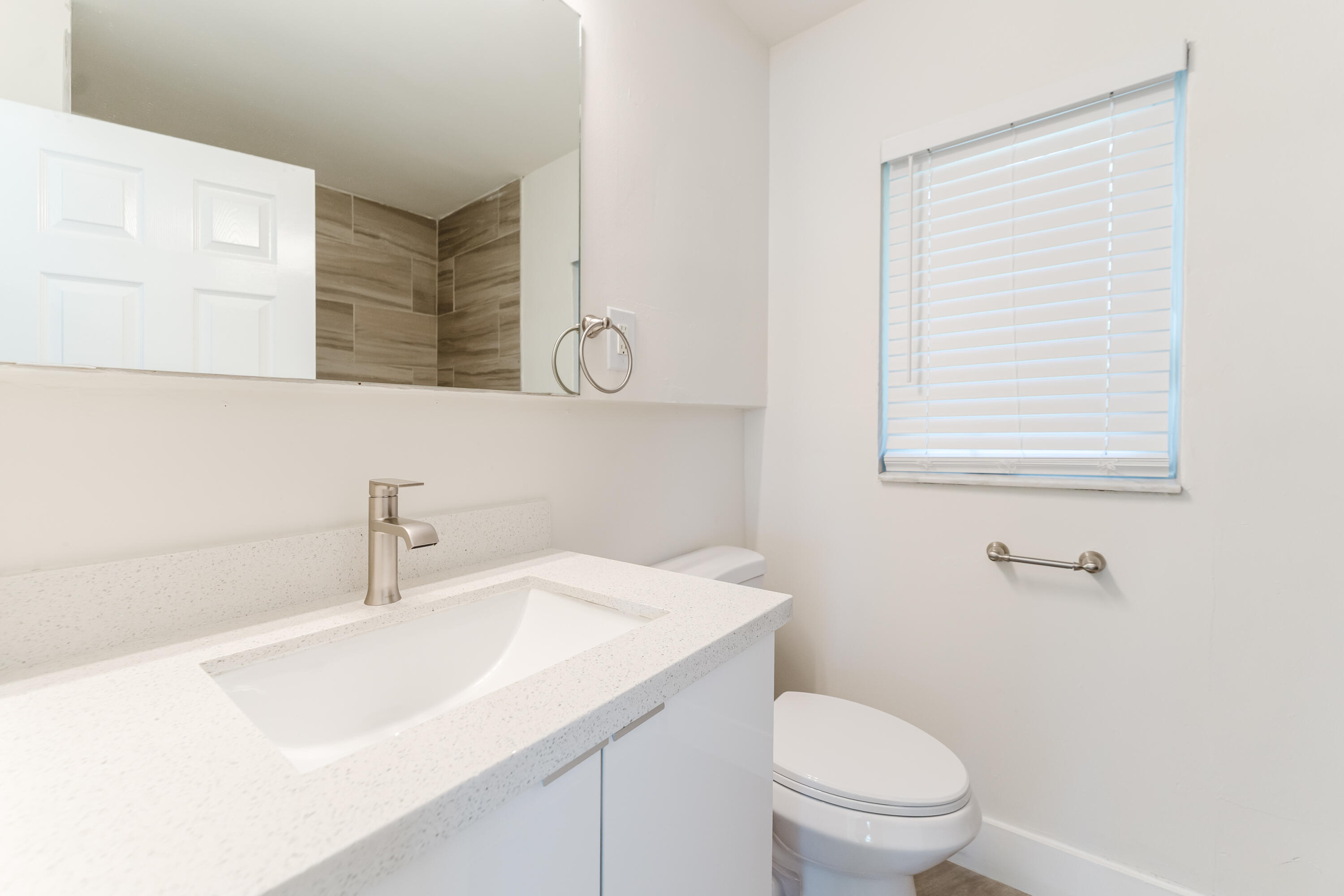 BOCA RATON HILLS SEC 3 - Residential Lease