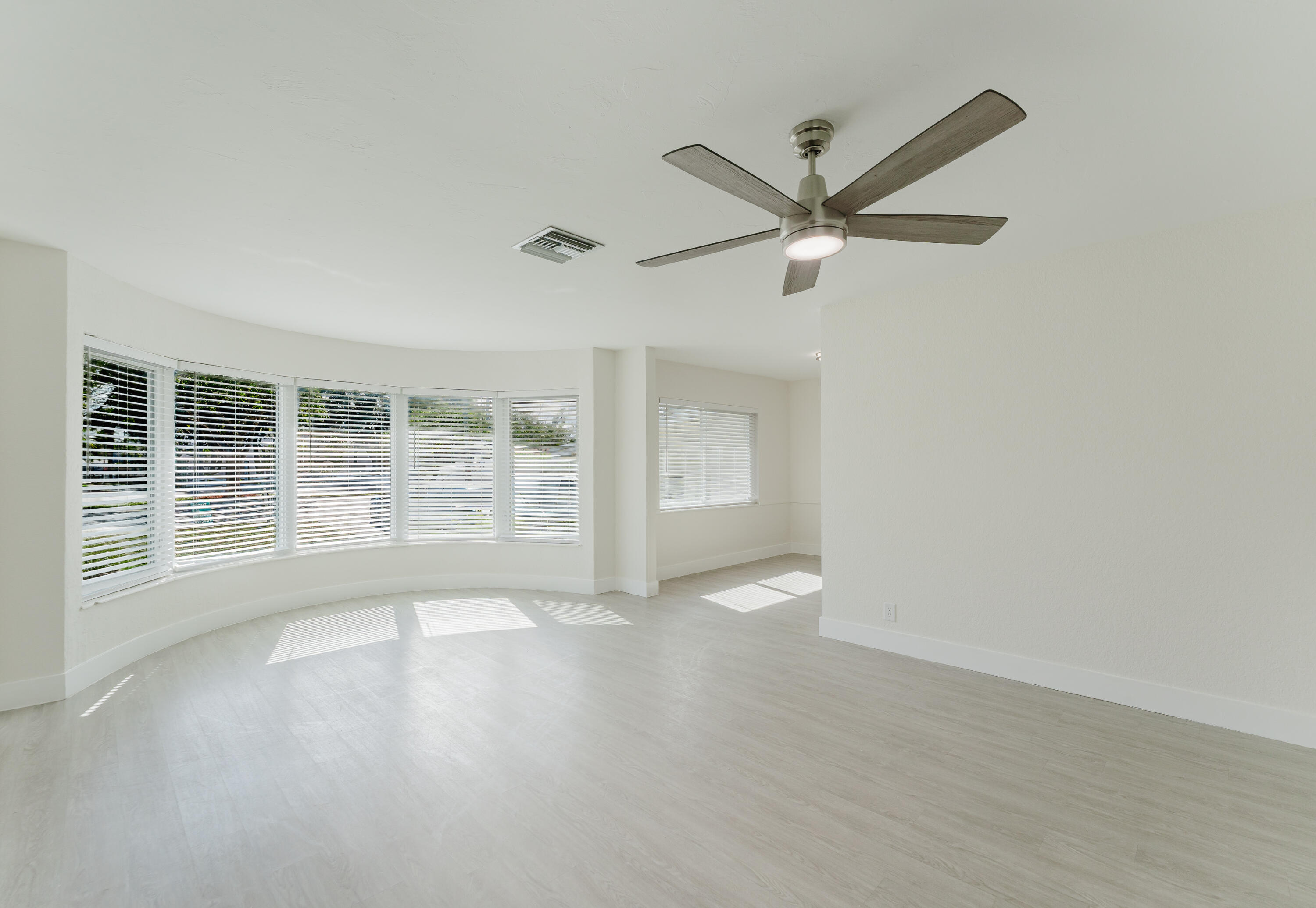 BOCA RATON HILLS SEC 3 - Residential Lease